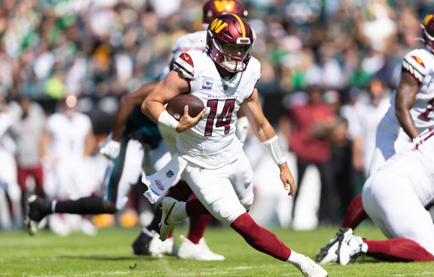 Fantasy Football Quarterback Streaming Week 7 Howell's Legs Keep Him Afloat 4for4